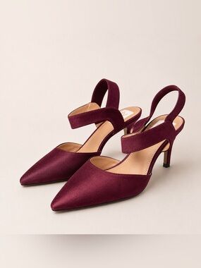 Dolce Vita Women's Burgundy Pointed-Toe Heels